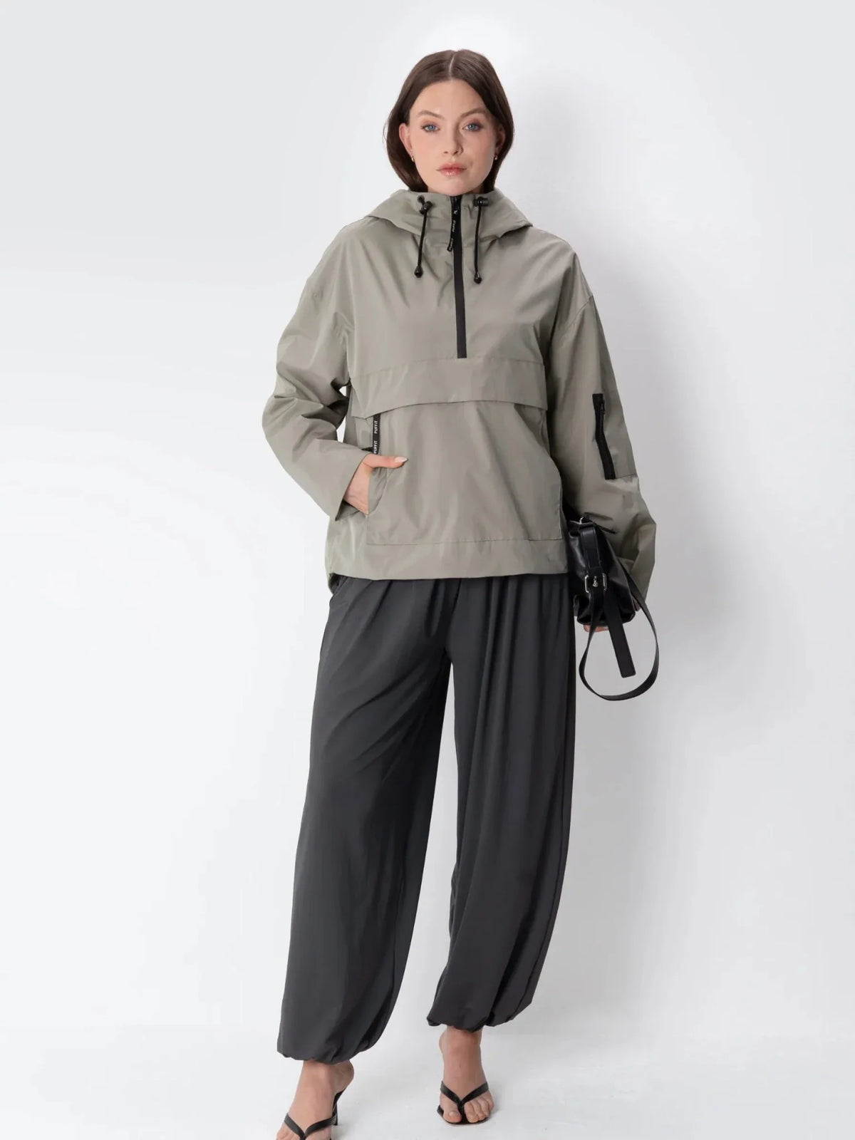 Sudadera Impermeable Gris