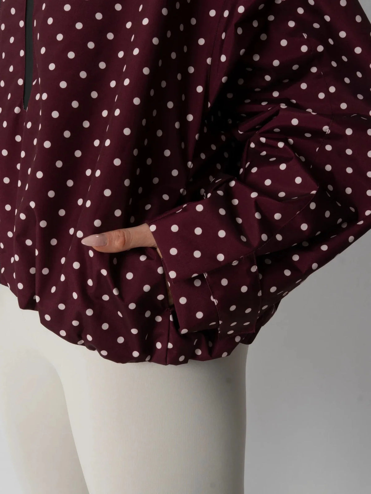 Chaqueta Impermeable Lunares Rojo